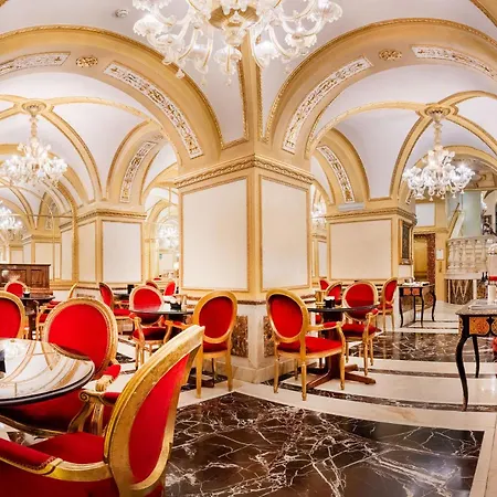 Des Epoques Hotel