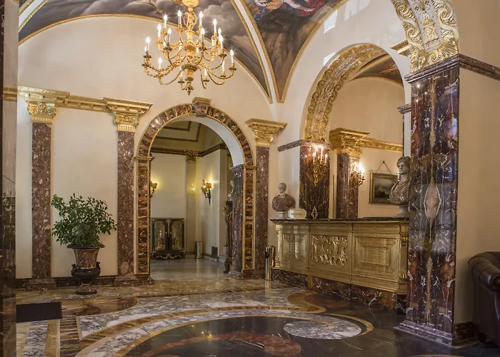 Des Epoques Szálloda 3*