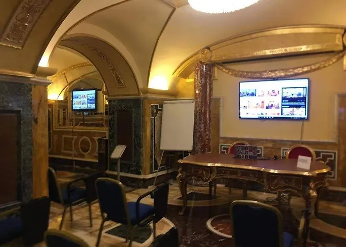 Des Epoques Szálloda 3*