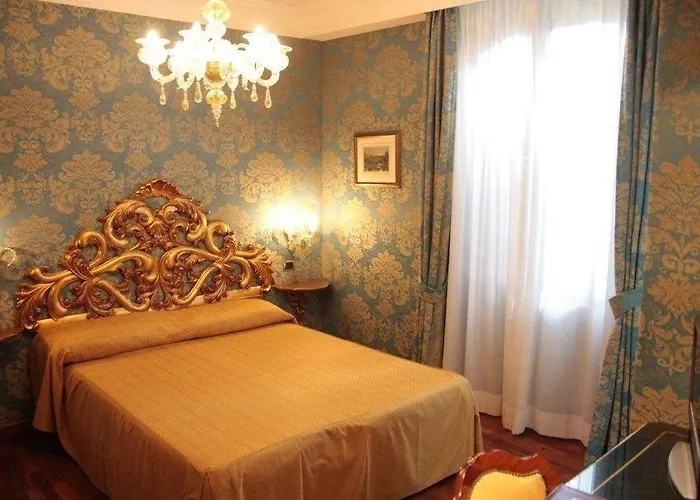 Des Epoques Szálloda